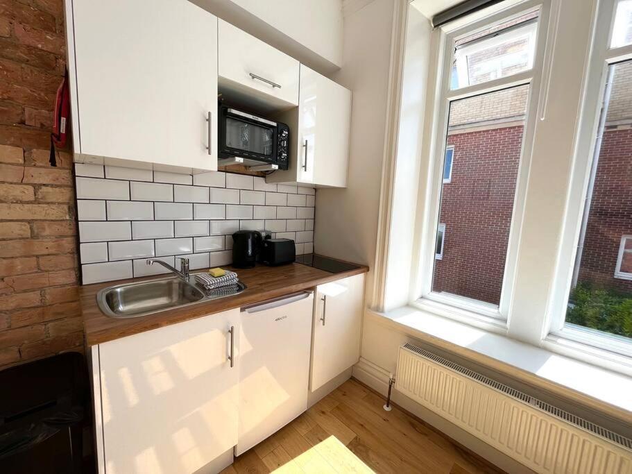 Ferienwohnung Flat 12, 10 St John'S Road Bournemouth Exterior foto